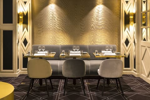 Hotel Barsey by Warwick, Restaurant