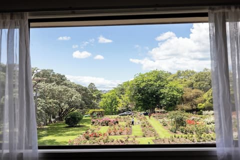 Auckland Rose Park Hotel