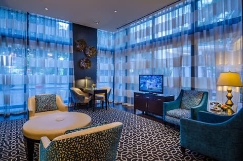 Beacon Hotel & Corporate Quarters, Lobby sitting area