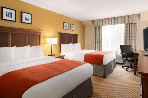 Country Inn & Suites by Radisson, Holland, MI, Room