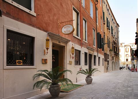 Kette Hotel