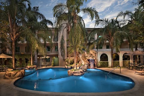 Safi Royal Luxury Centro, Outdoor pool