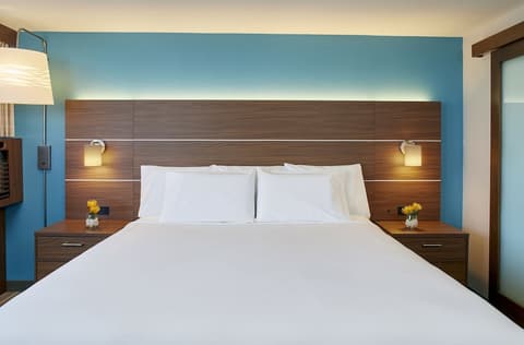 Holiday Inn Express Waikiki by IHG