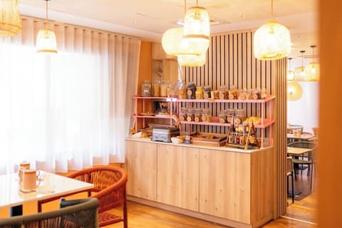 Nice Centre Hotel, Breakfast area