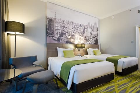 Holiday Inn Bangkok Silom by IHG