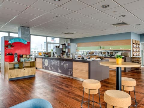 ibis Berlin Messe, Miscellaneous