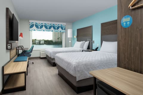 TRU by Hilton Miami Airport South Blue Lagoon, FL, Room