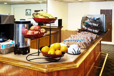 Travelodge by Wyndham Ocean Front