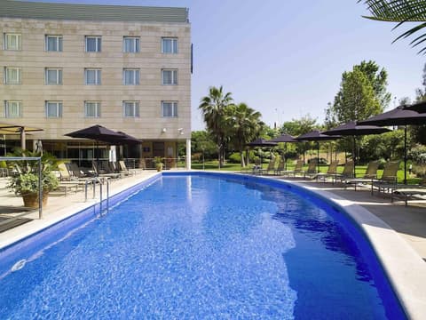 Novotel Barcelona Cornella, Pool