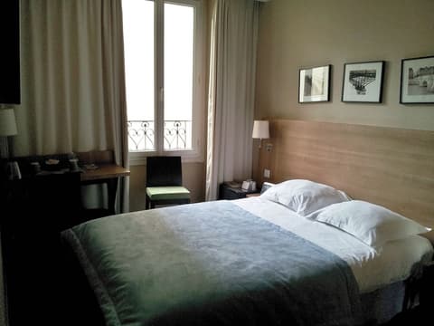 Best Western Rives de Paris La Defense