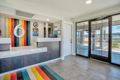 Motel 6 Kingman, AZ - Route 66 East