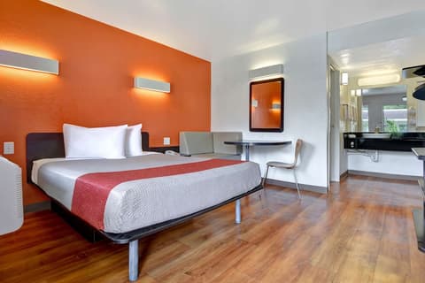 Motel 6 Dania Beach
