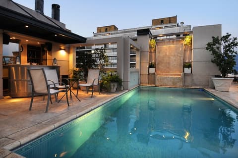 Windsor Hotel And Tower, Outdoor pool