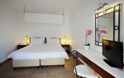 Aliathon Aegean, Room