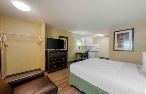 Extended Stay America Suites Ft Lauderdale Cyp Crk Andrews A