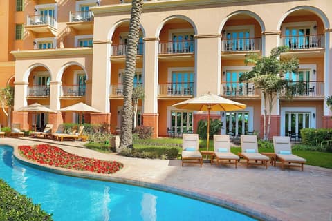 The Ritz-Carlton, Dubai, Pool