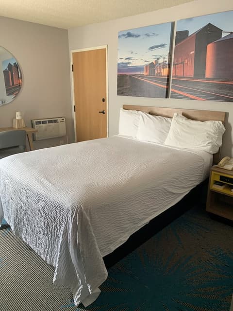 Days Inn by Wyndham Custer