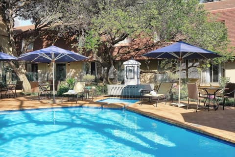 Protea Hotel by Marriott Johannesburg Balalaika Sandton, Pool