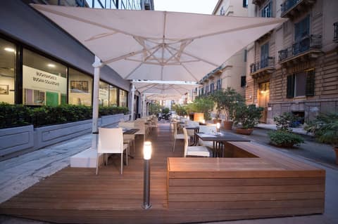 Cristal Hotel Palermo, Terrace/patio