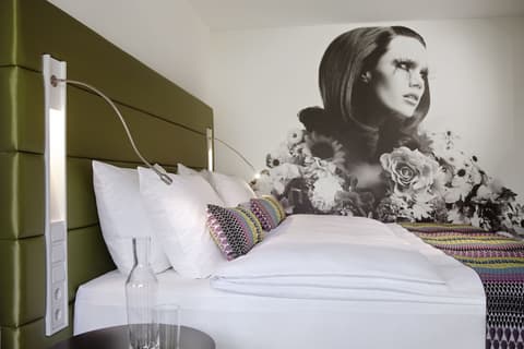 Hotel Indigo Düsseldorf - Victoriaplatz by IHG, Room