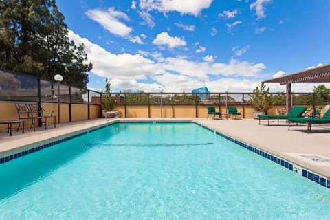 Holiday Inn Sacramento Downtown-Arena by IHG, Pool