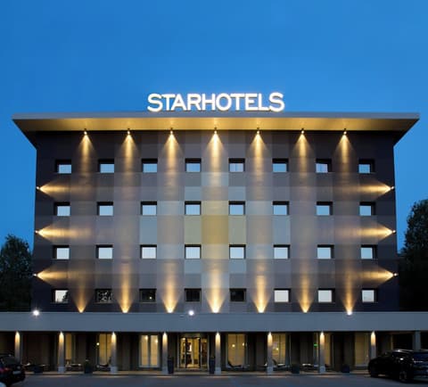Starhotels Tourist, Exterior