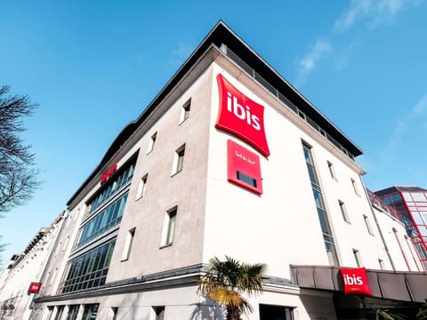 ibis Rouen Centre Champ de Mars, Exterior