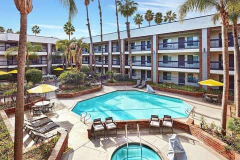 Best Western Plus Meridian Inn & Suites, Anaheim-Orange
