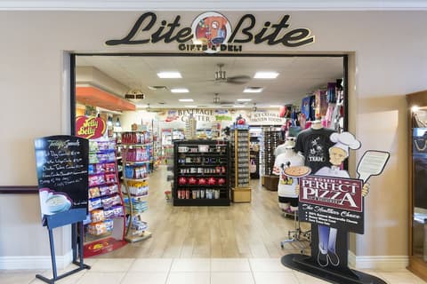 Rosen Inn International, Gift shop