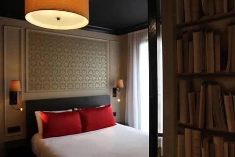 Hotel Le Montmartre Saint Pierre, Room