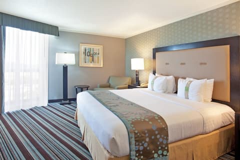 Holiday Inn Long Beach Airport Hotel and Conference Center by IHG, Room