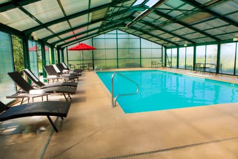 The Inn at Tomichi Village, Pool