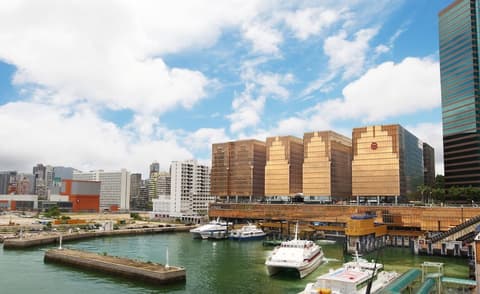 The Royal Pacific Hotel & Towers