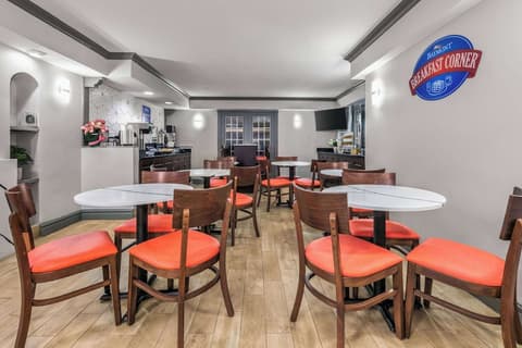 Baymont by Wyndham Austin University Area