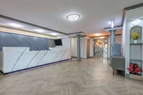 Baymont by Wyndham Austin University Area