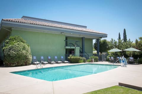 Best Western Village Inn, Pool