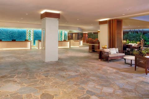 Hilton Hawaiian Village Waikiki Beach Resort