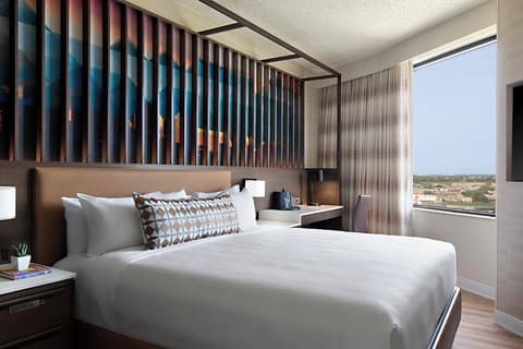 Renaissance Dallas Hotel