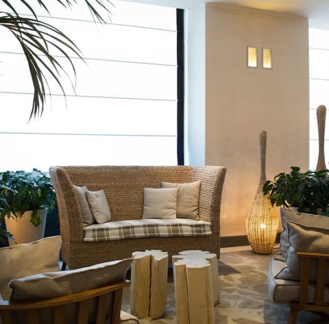 Starhotels Excelsior, Lobby lounge