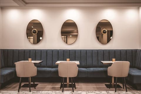 The Savoy Hotel on Little Collins Melbourne, Lobby