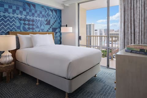 OUTRIGGER Waikiki Paradise Hotel