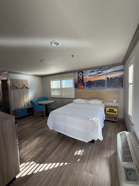 Days Inn by Wyndham San Francisco S/Oyster Point Airport