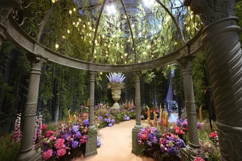 Grand Hyatt Erawan Bangkok, Lobby