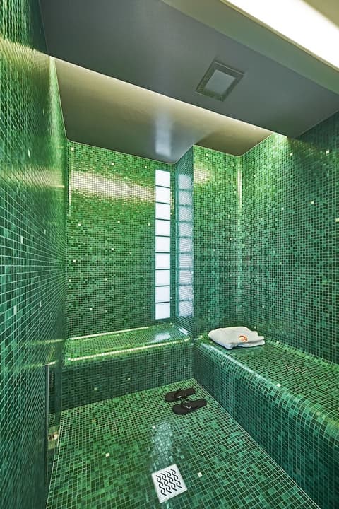 Hotel Saturnia & International