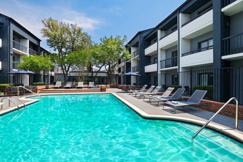 Courtyard by Marriott Dallas Richardson at Spring Valley, Outdoor pool