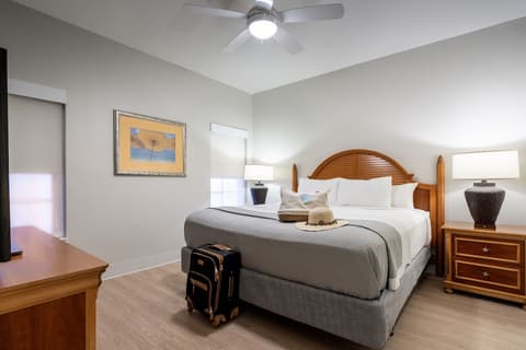 Pink Shell Beach Resort and Marina, Room