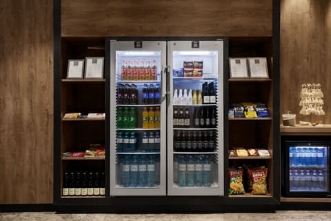 AC Hotel by Marriott Innsbruck, Gift shop