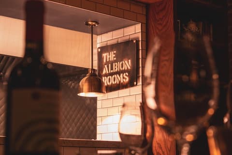 DoubleTree by Hilton Ottawa Downtown