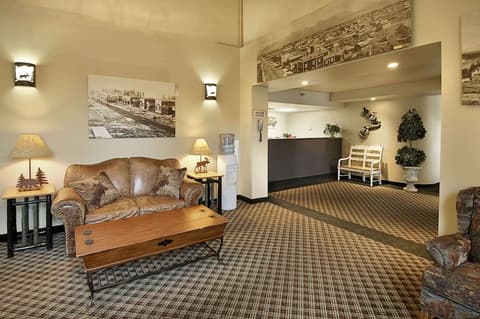 Ramada by Wyndham Anchorage