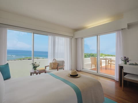 ANA InterContinental Manza Beach Resort by IHG, Room